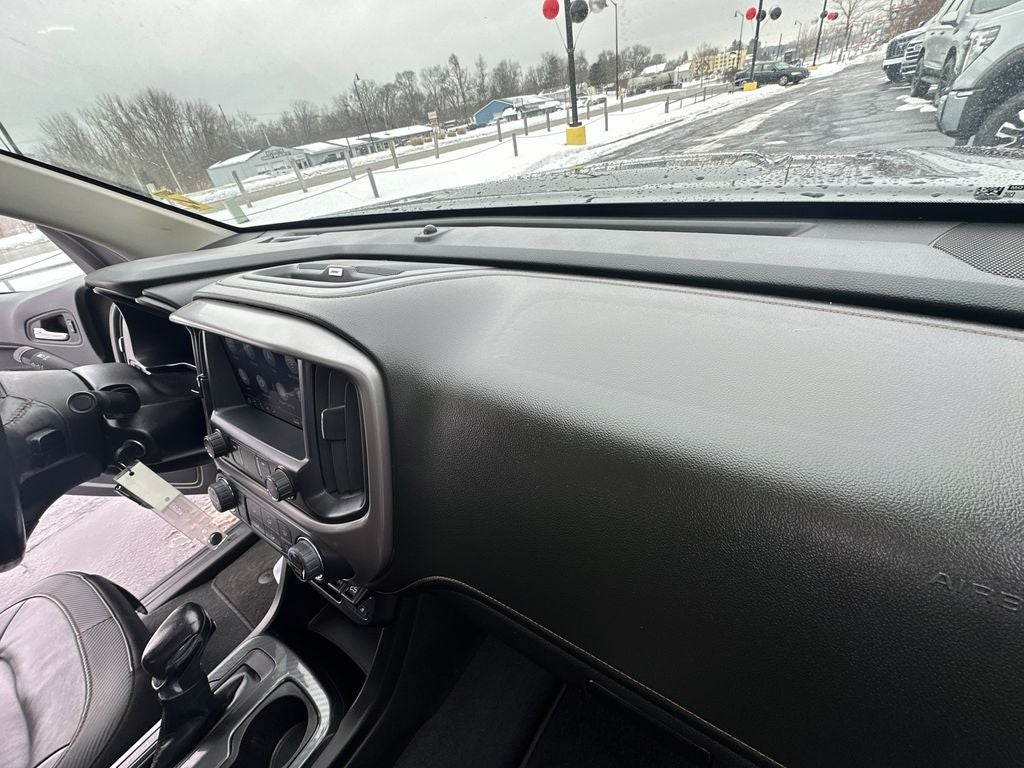 2022 GMC Canyon AT4 w/Leather