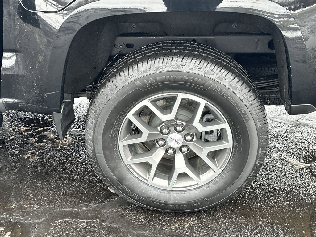 2022 GMC Canyon AT4 w/Leather