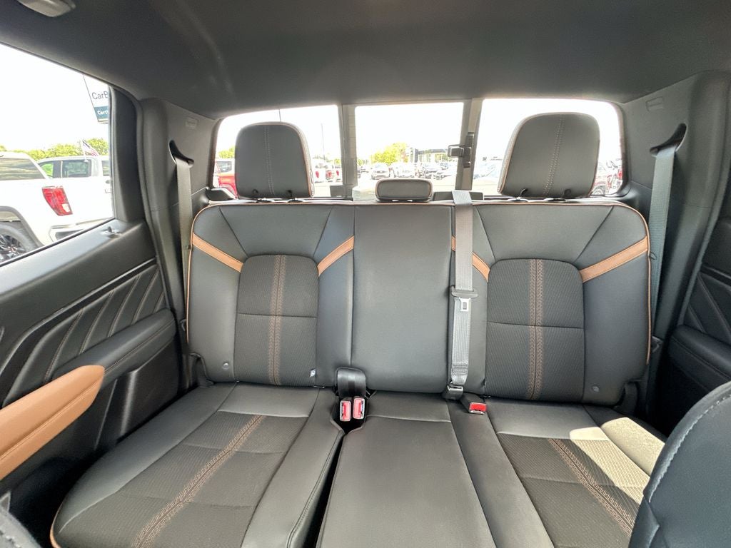2025 GMC Canyon AT4