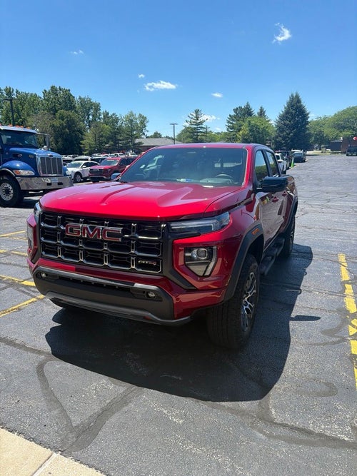 2025 GMC Canyon AT4