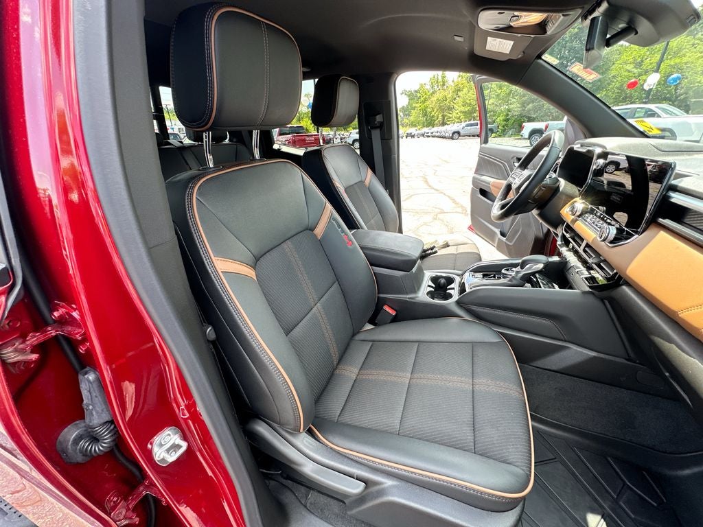 2025 GMC Canyon AT4