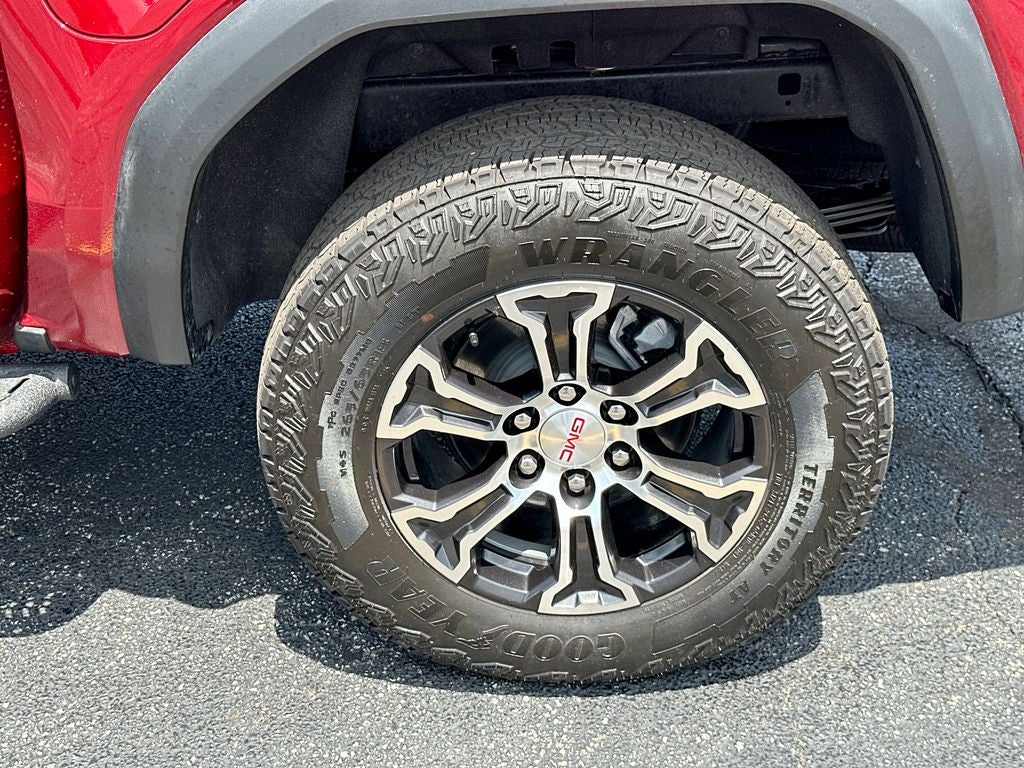 2025 GMC Canyon AT4
