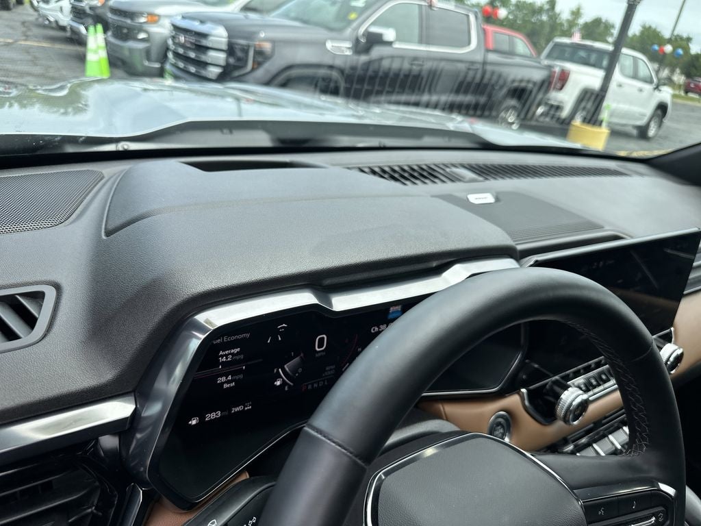 2025 GMC Canyon AT4 Nightfall Edition