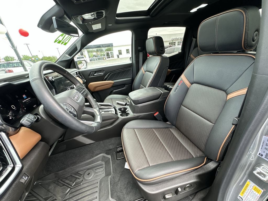 2025 GMC Canyon AT4 Nightfall Edition