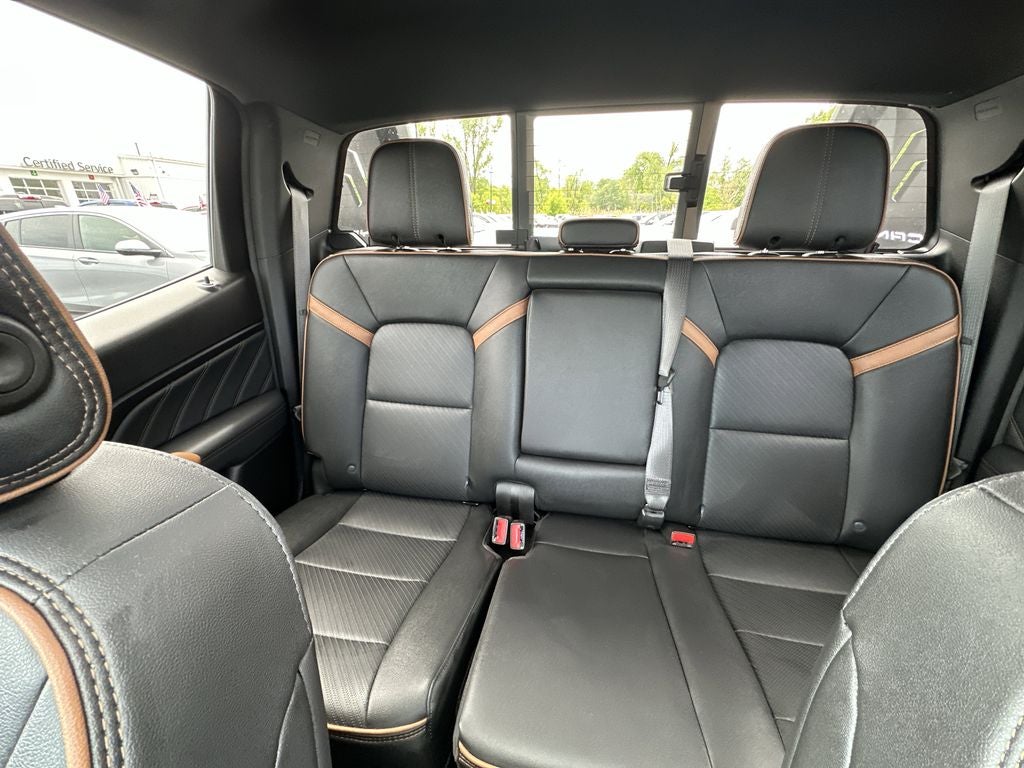 2025 GMC Canyon AT4 Nightfall Edition