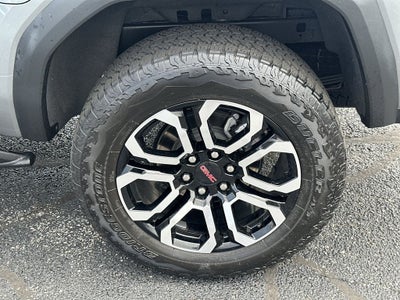 2025 GMC Canyon AT4 Nightfall Edition