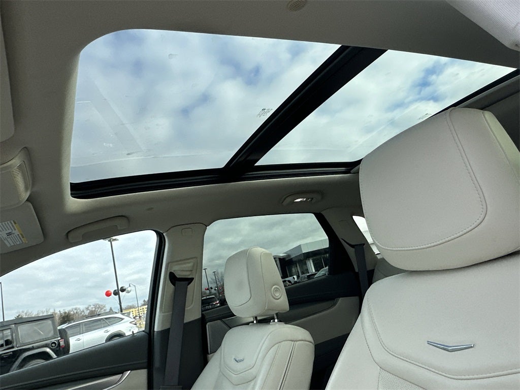 2025 Cadillac XT5 Premium Luxury