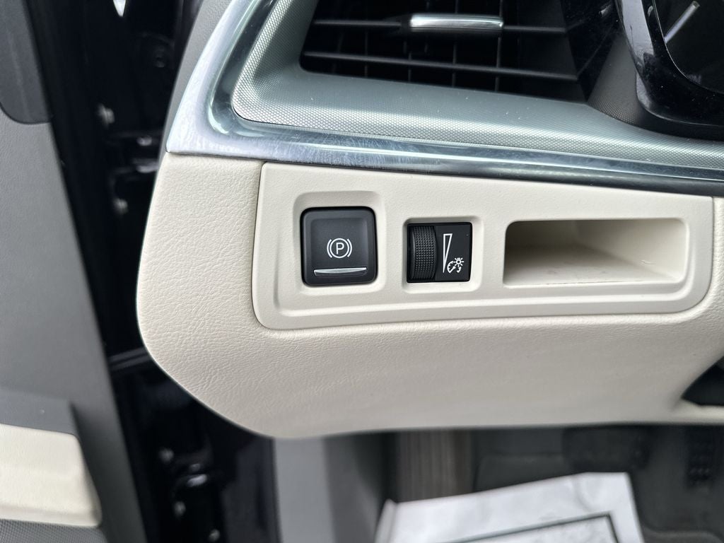 2018 Cadillac XT5 Premium Luxury