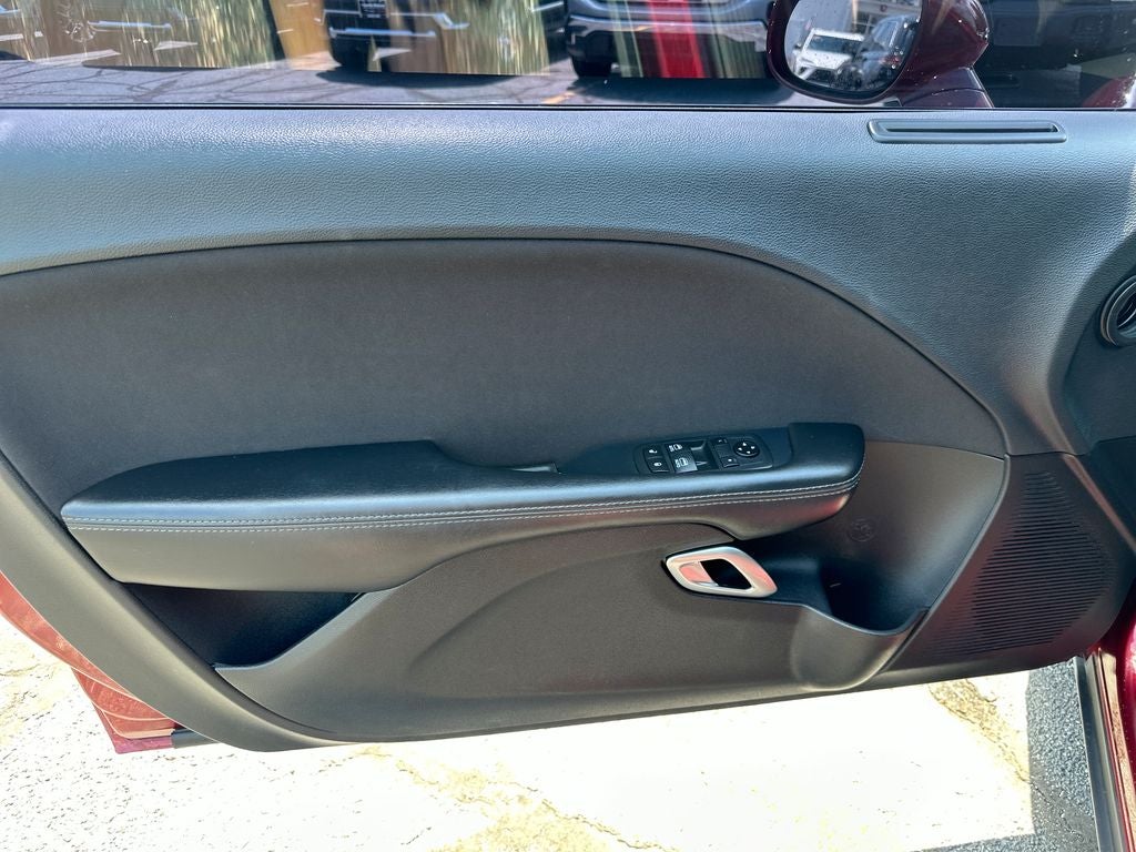 2019 Dodge Challenger SXT Black Top Package