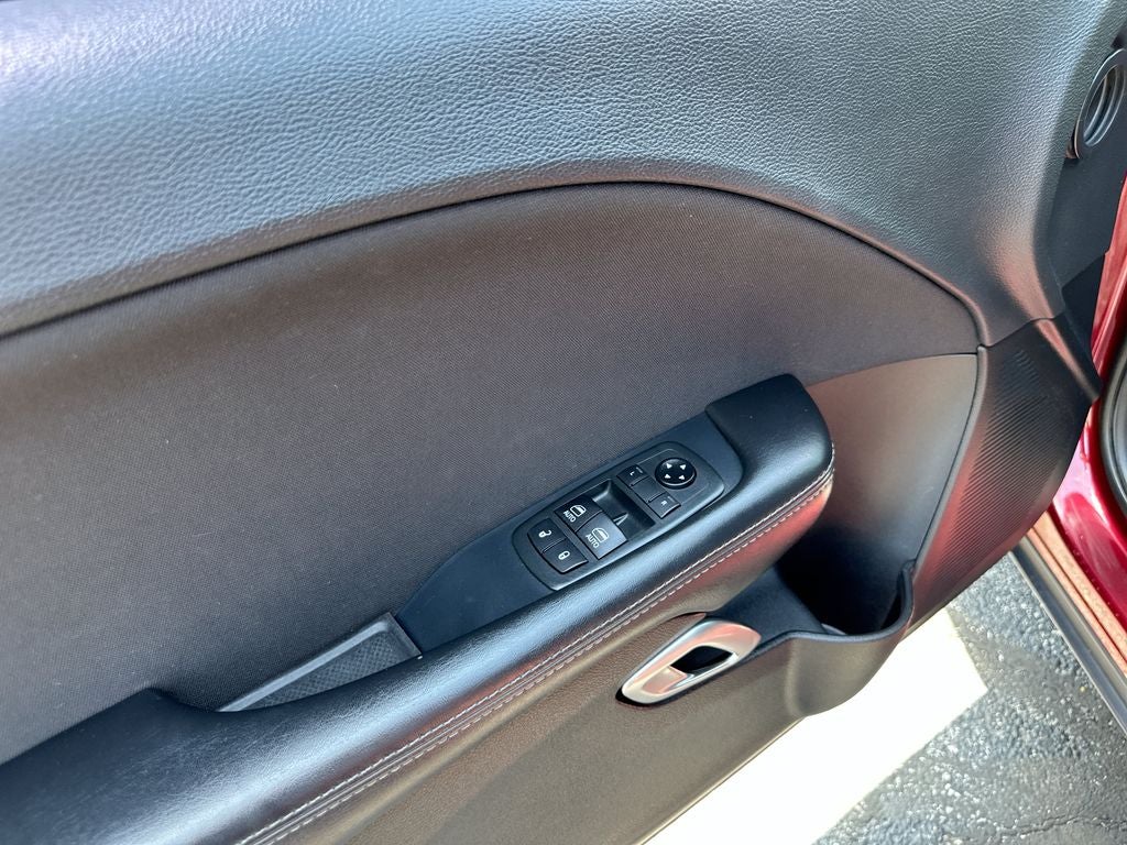 2019 Dodge Challenger SXT Black Top Package