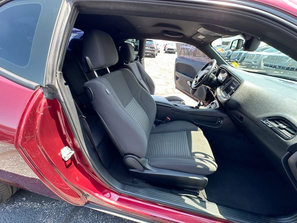 2019 Dodge Challenger SXT Black Top Package