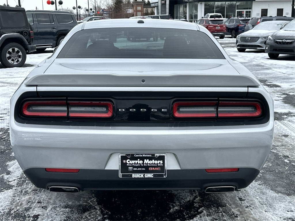 2020 Dodge Challenger SXT