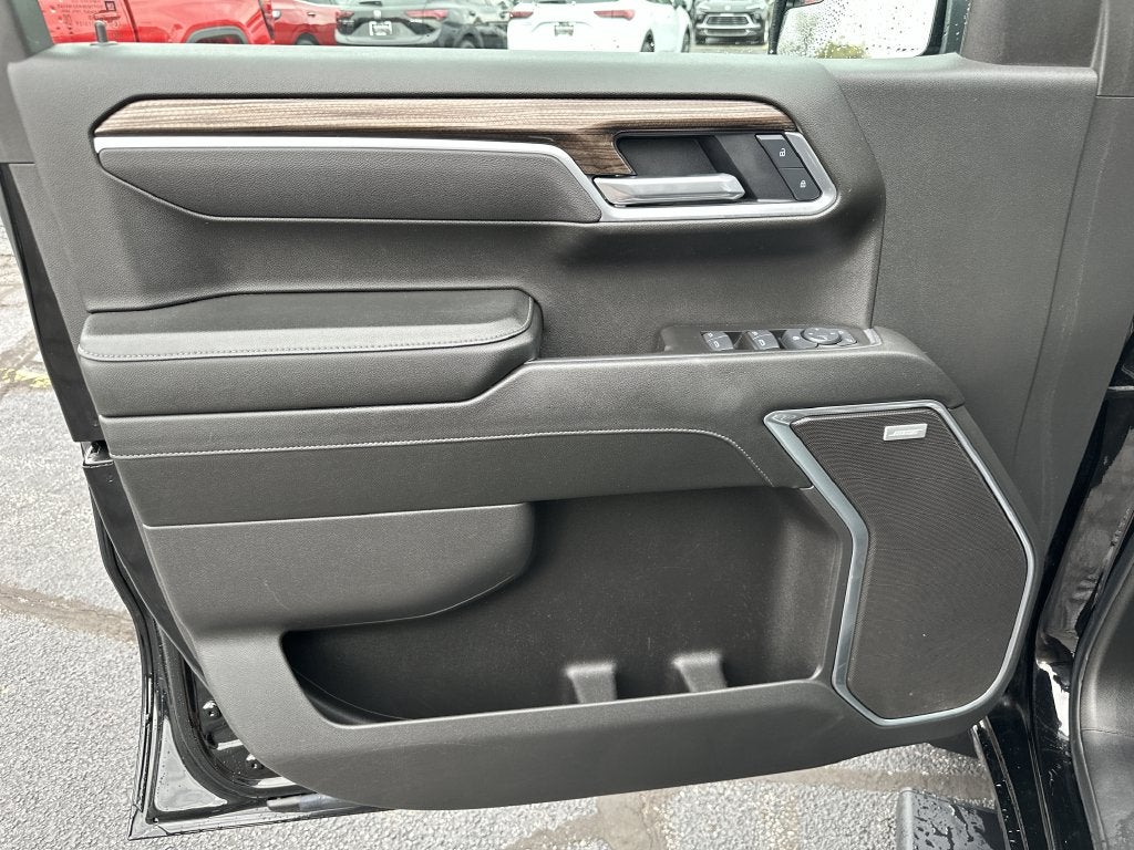 2025 Chevrolet Silverado 1500 RST Z71 Off-Road Package
