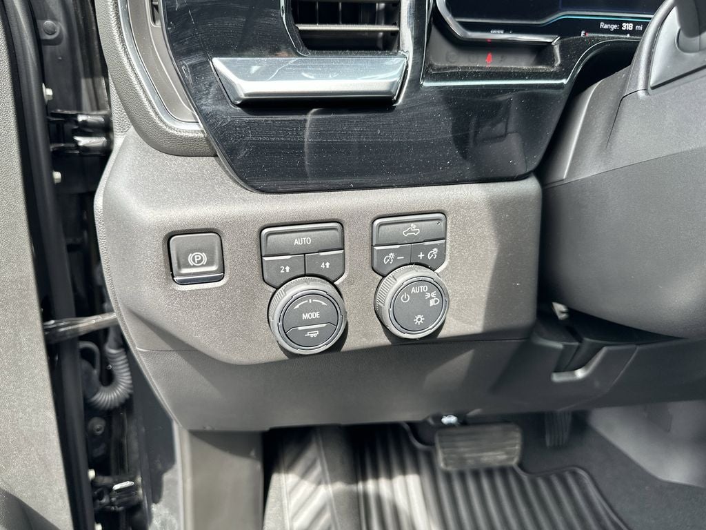 2025 Chevrolet Silverado 1500 LT LT1