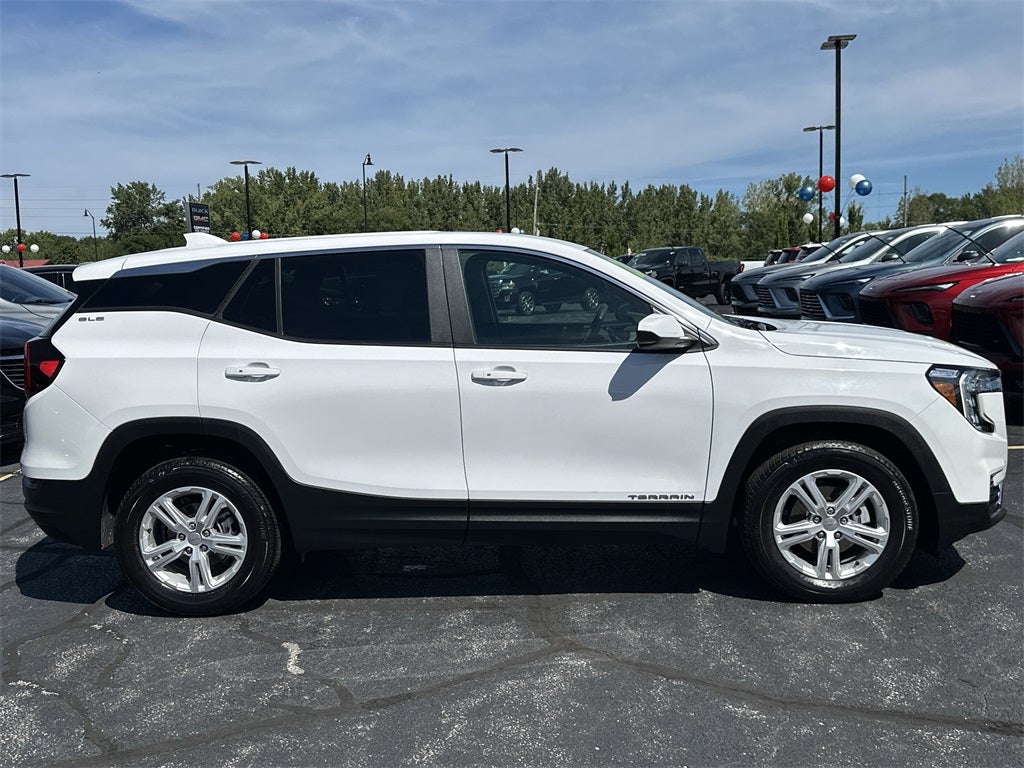 2024 GMC Terrain SLE