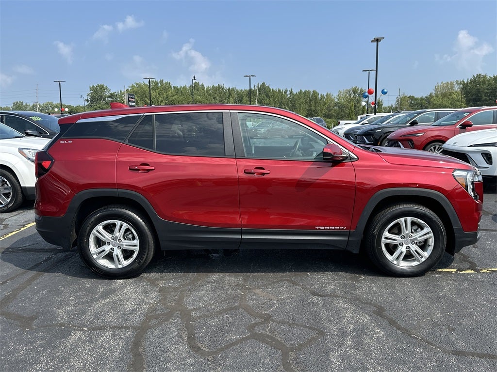 2024 GMC Terrain SLE