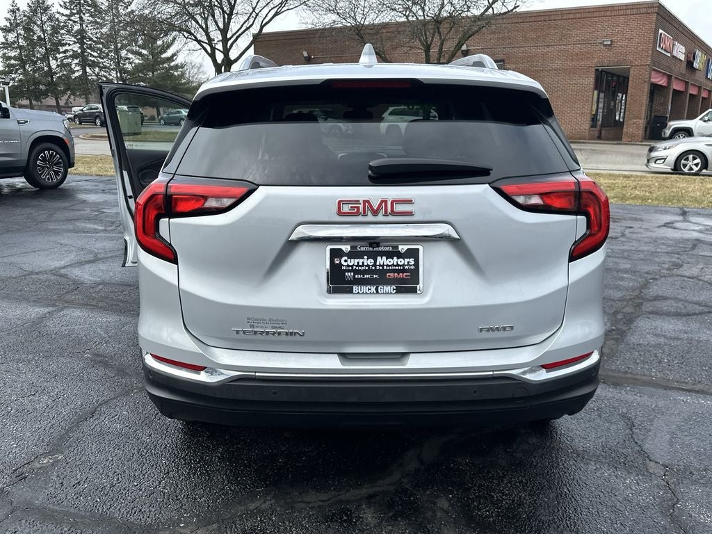 2020 GMC Terrain SLT