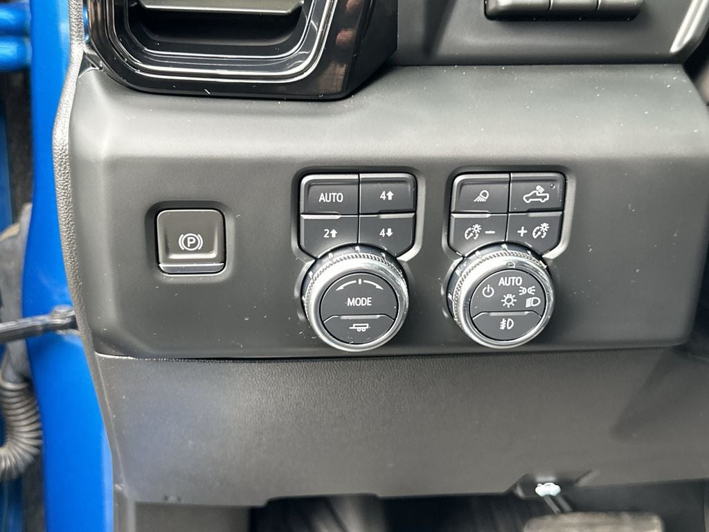 2023 GMC Sierra 1500 AT4X AEV Edition
