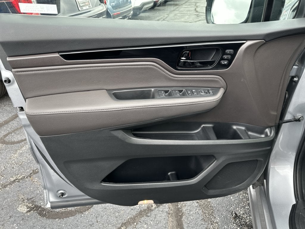 2024 Honda Odyssey Touring FWD
