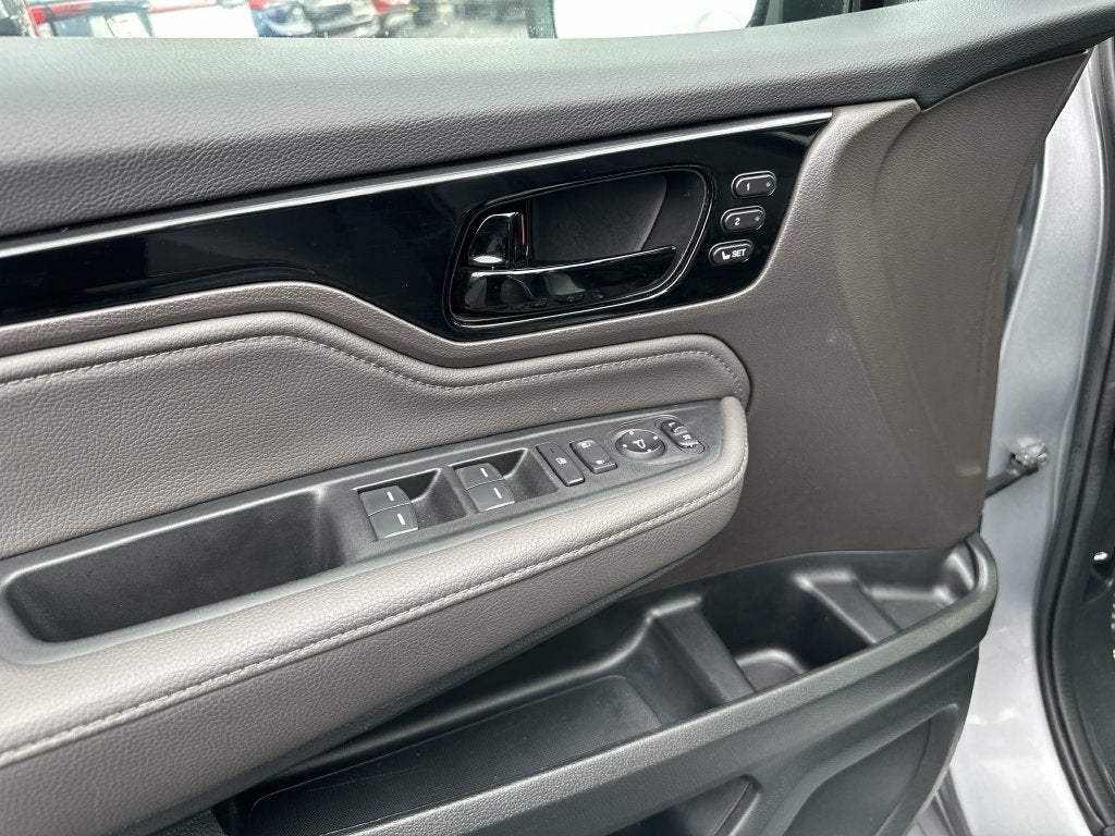 2024 Honda Odyssey Touring FWD