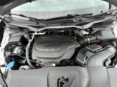 2024 Honda Odyssey Touring FWD