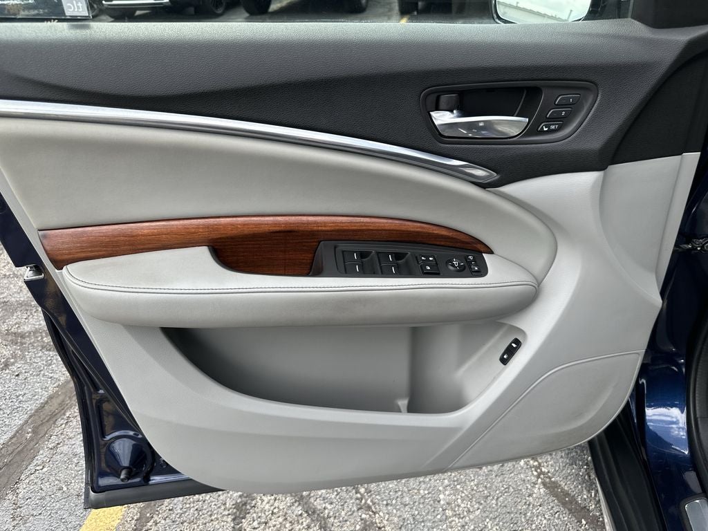 2017 Acura MDX 3.5L SH-AWD w/Advance Package