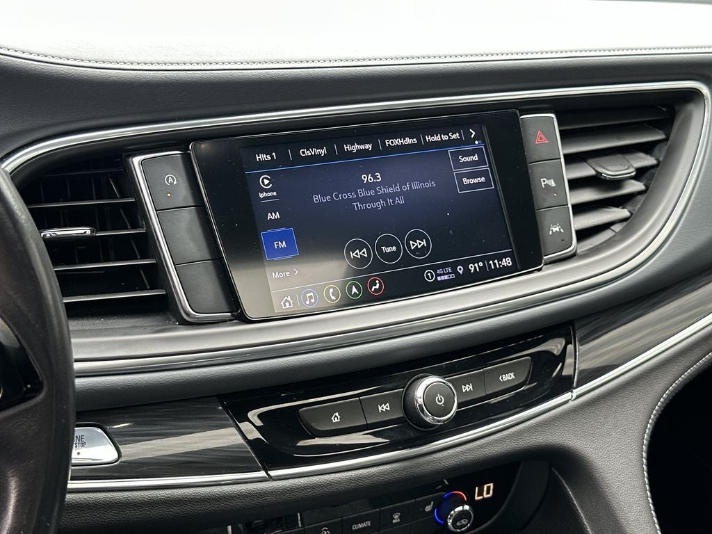 2023 Buick Enclave Essence