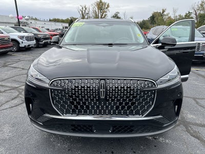 2025 Lincoln Aviator Reserve Illumination package