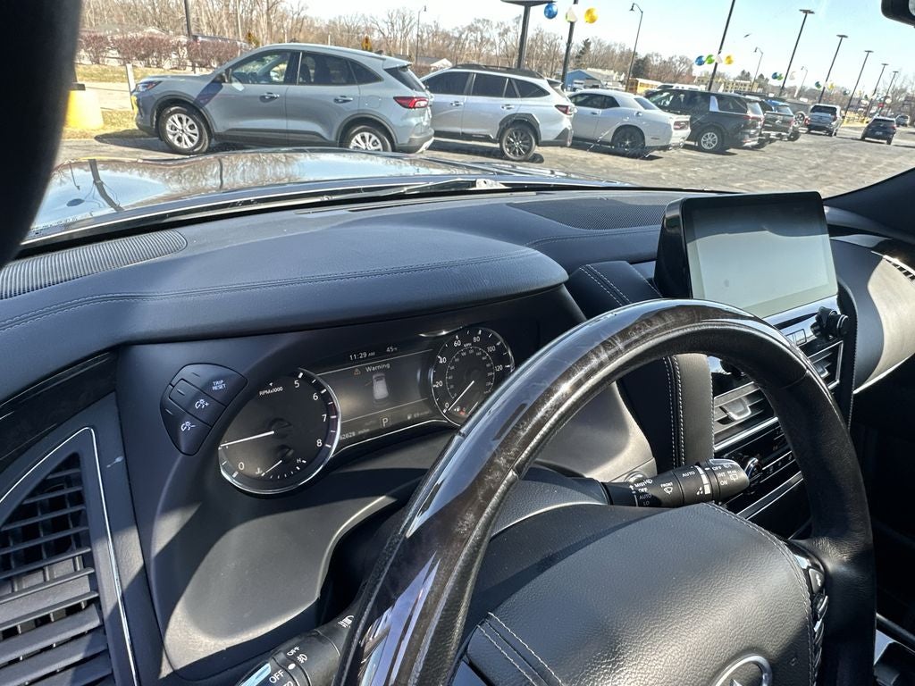 2023 INFINITI QX80 Sensory