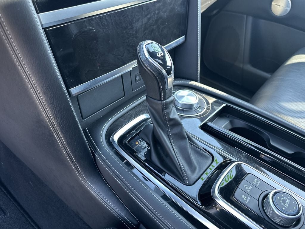 2023 INFINITI QX80 Sensory