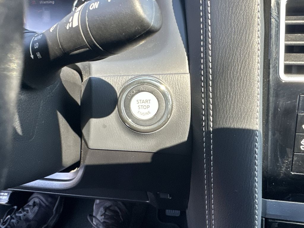 2023 INFINITI QX80 Sensory