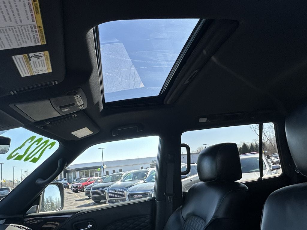 2023 INFINITI QX80 Sensory