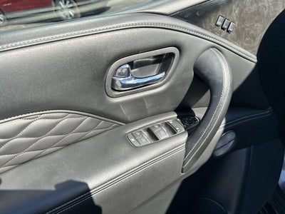 2023 INFINITI QX80 Sensory