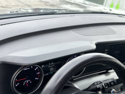 2024 Kia Carnival LX 8 Passenger