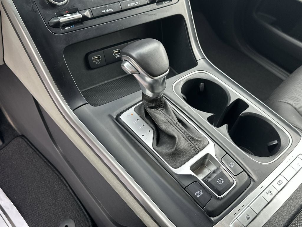 2024 Kia Carnival LX 8 Passenger