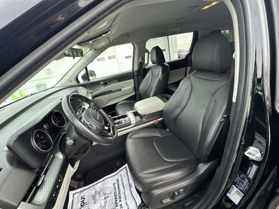2024 Kia Carnival LX 8 Passenger