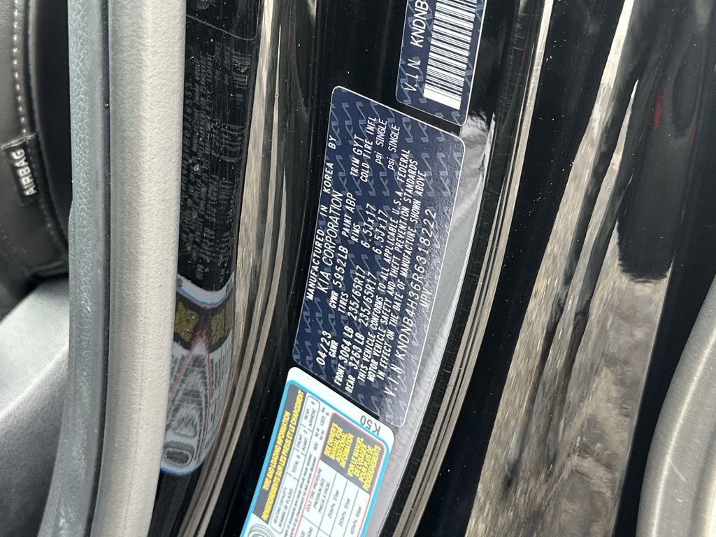 2024 Kia Carnival LX 8 Passenger