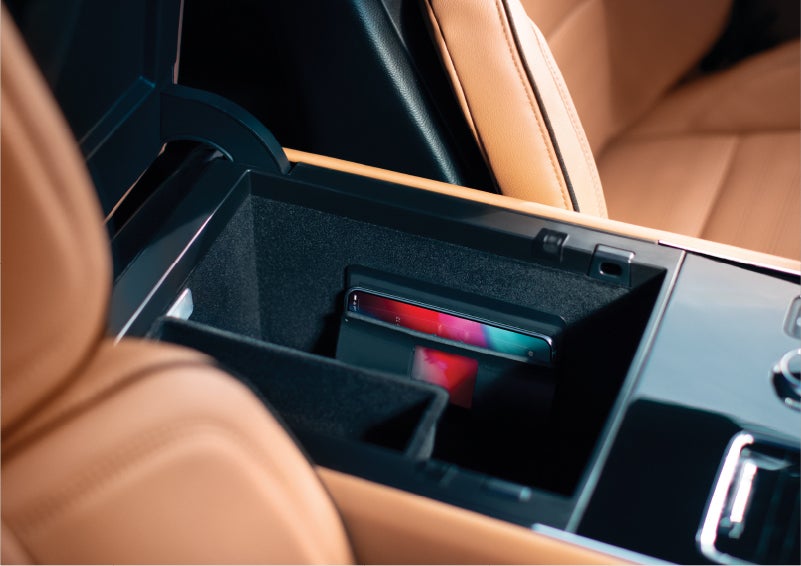 The interior of a 2023 Lincoln Aviator® Black Label model is shown in the Flight theme | Fair Oaks Lincoln in Naperville IL
