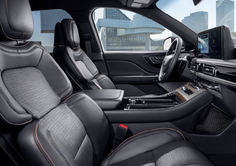 The interior of the 2025 Lincoln Aviator® SUV is shown with sleek black accents. | Fair Oaks Lincoln in Naperville IL