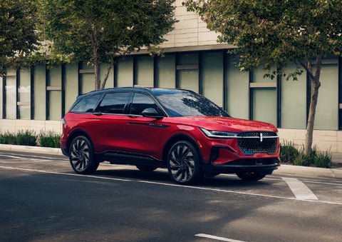 2026 Lincoln Nautilus® SUV with the available Jet Appearance Package and Hybrid transmission. | Fair Oaks Lincoln in Naperville IL