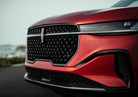 The sleek grille of a 2026 Lincoln Nautilus® SUV with the available Jet Appearance Package makes a bold statement. | Fair Oaks Lincoln in Naperville IL