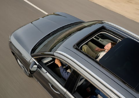 The available panoramic Vista Roof® of a 2027 Lincoln Aviator® SUV is open. | Fair Oaks Lincoln in Naperville IL