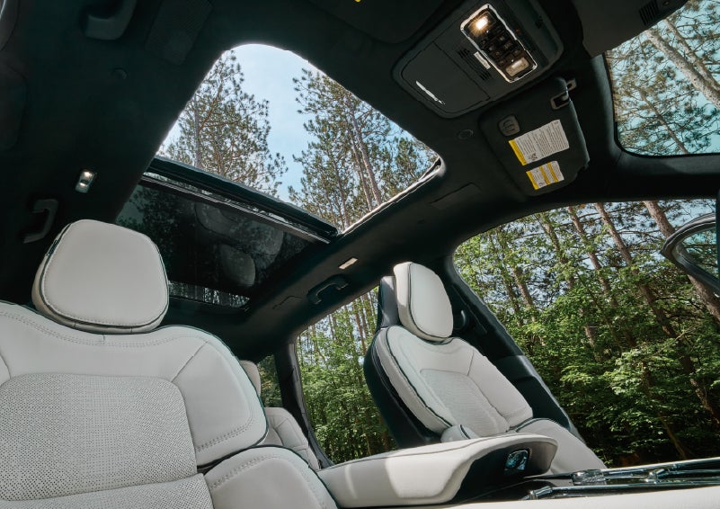 The front seats of a 2027 Lincoln Aviator® Black Label™ SUV | Fair Oaks Lincoln in Naperville IL
