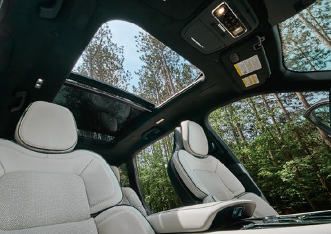 The front seats of a 2027 Lincoln Aviator® Black Label™ SUV | Fair Oaks Lincoln in Naperville IL