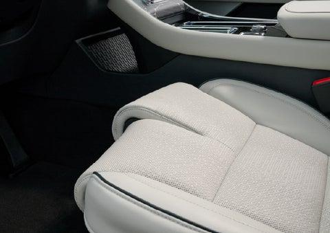 The front passenger Perfect Position seat is shown with the thigh extender adjusted.| Fair Oaks Lincoln in Naperville IL